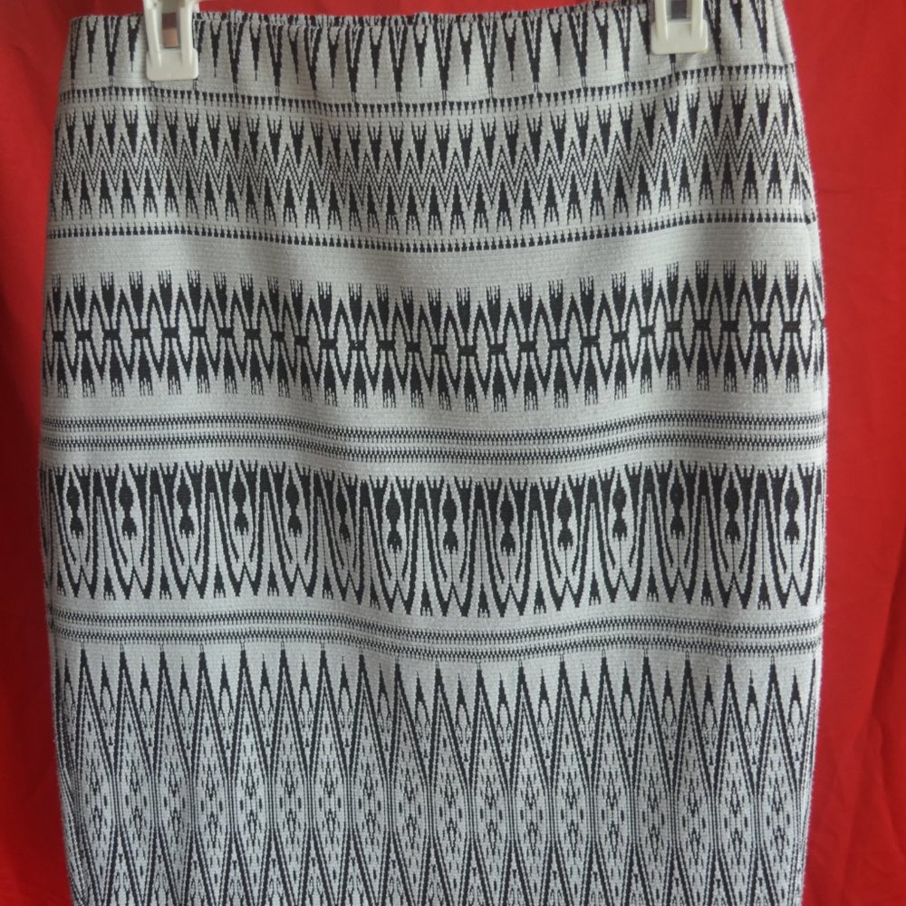 db Established 1962 Aztec Print Pencil Skirt
